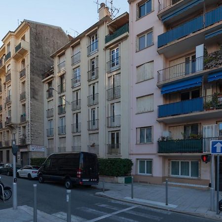 Charming Flat In The Middle Of Nice Exterior foto